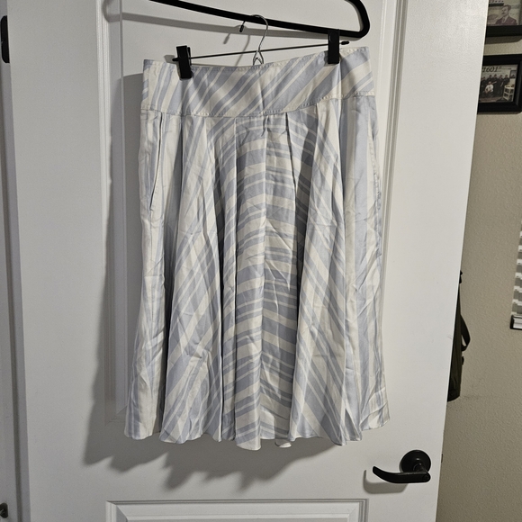 Dkny Dresses & Skirts - DKNY 100% Silk A-Line Midi Skirt NWT - Size 12